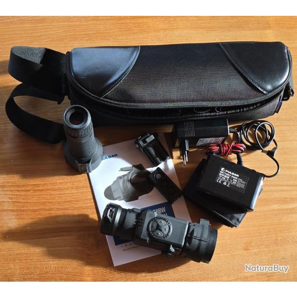 Monoculaire/lunette thermique Pulsar Core FXQ 55 BW comme neuf