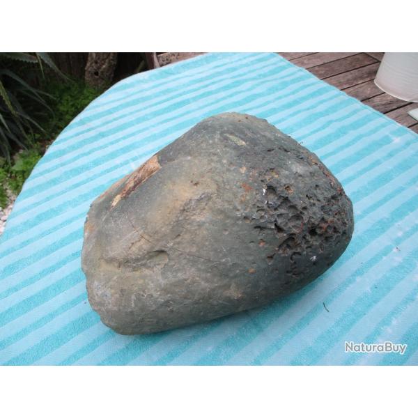 rare rocher pierre precieuse amethyste