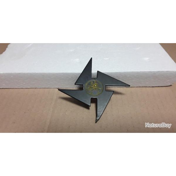 Shuriken decoratif