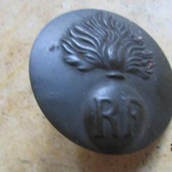 Insigne casque Adrian mod 35 infanterie original WW2 français attaches présentes kaki d'origine