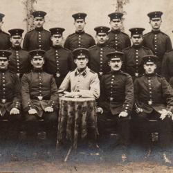 CPA -Photo - Un Groupe Soldats Allemands - N&deg;4318