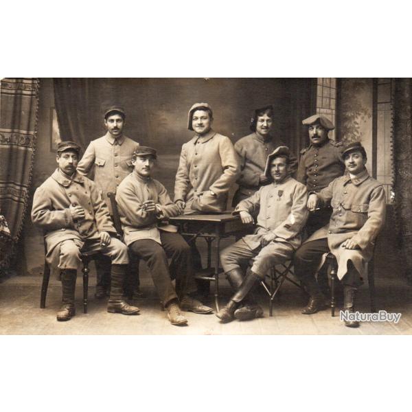 CPA -Photo - Un Groupe Soldats  - N�4320