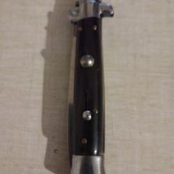 Couteau automatique B  ROSTFREI