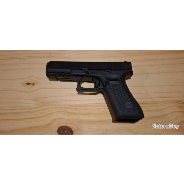 GLOCK 17 GEN 5 - CALIBRE 919 - TAT NEUF - ACCESSOIRES D'ORIGINE