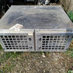 Vend caisse à chien atemis