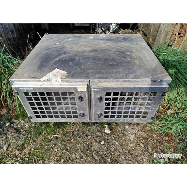 Vend caisse � chien atemis