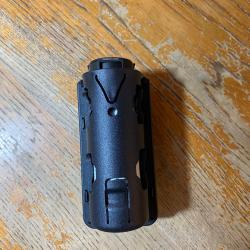 Porte aerosol de defense Molle