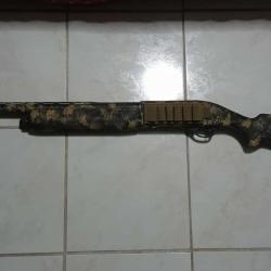 Fusil semi automatique calibre 12 Breda Brescia camouflage