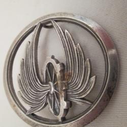 un insigne de beret du train