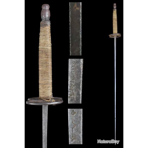 N81 - Fleuret XVIIIe cass�