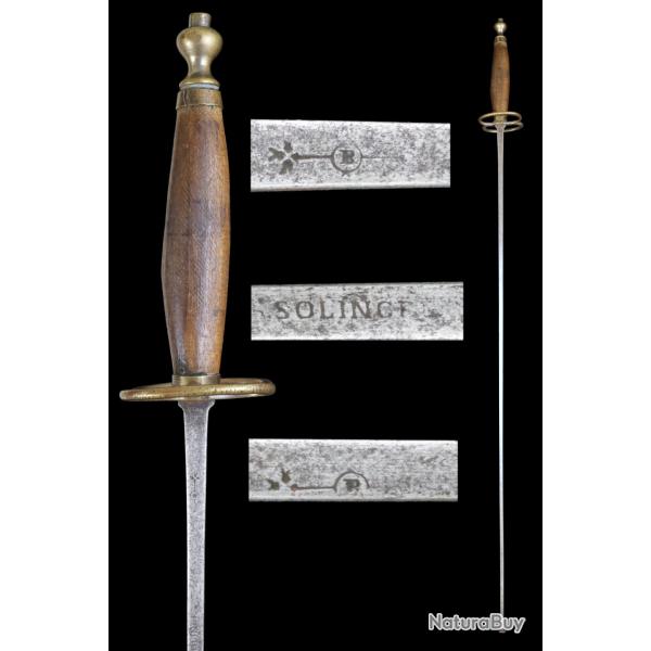 N82 - Fleuret XVIIIe ou d�but XIXe � pointe reform�e