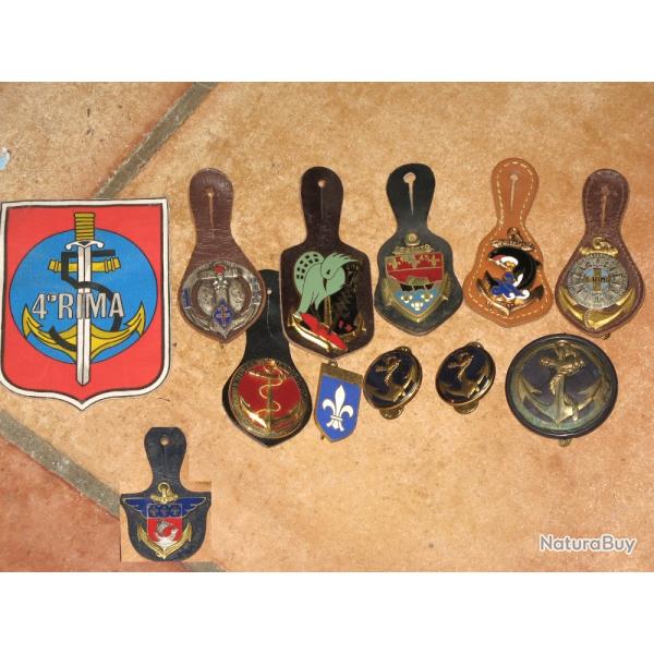 Lot d'insignes des Troupes de Marine.