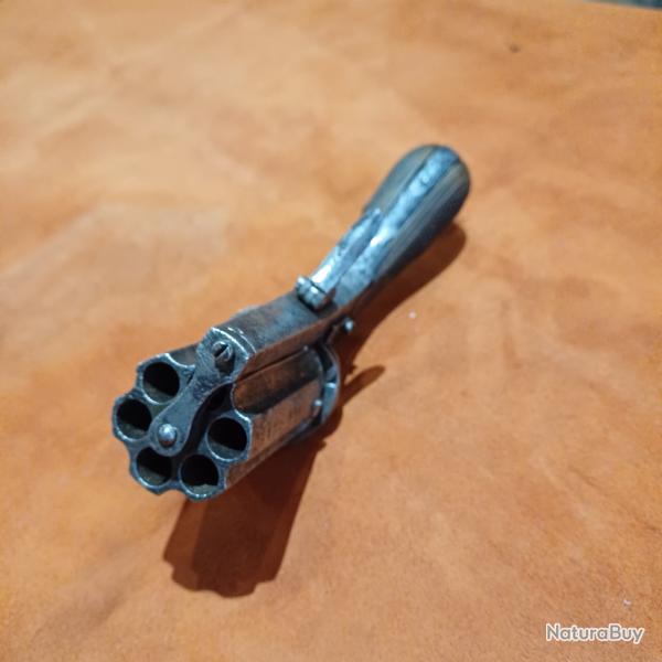 POIVRIERE A BROCHE CAL 7MM CAT D