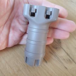 Poignée droite tactique airsoft picatinny