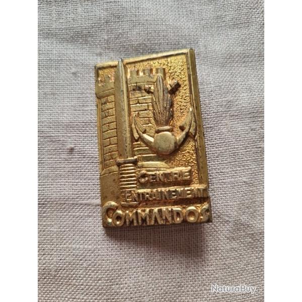 Insigne rgimentaire  ( 4 )