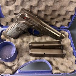Pistolet BERETTA 92FS calibre 9x19