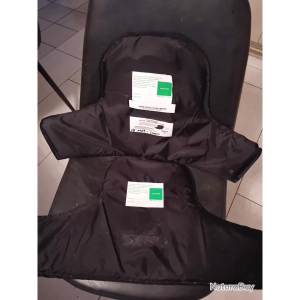 Enchre lot de 2 plaques balistiques contre les armes de poings et les lames HAWK 56x33 cm