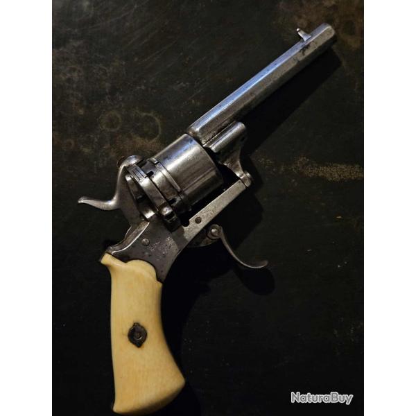 Revolver a broche 7 mm le faucheux