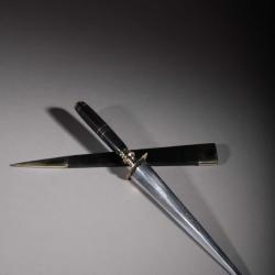 stylet corse poign&eacute;e en &eacute;b&egrave;ne 188