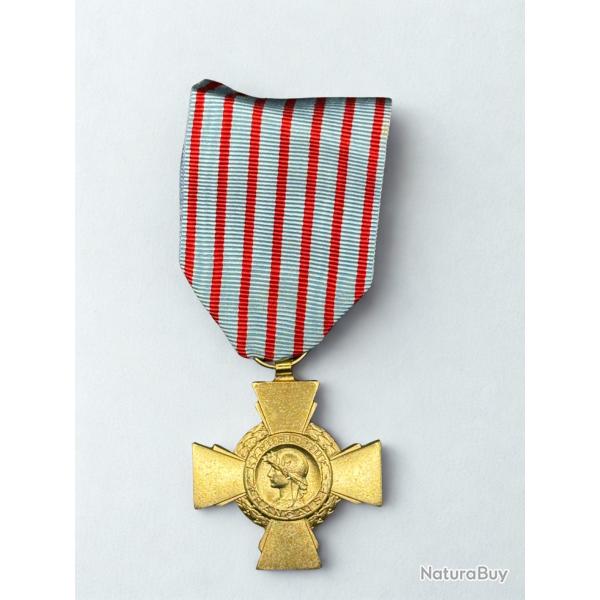 (15.011) Croix du combattant