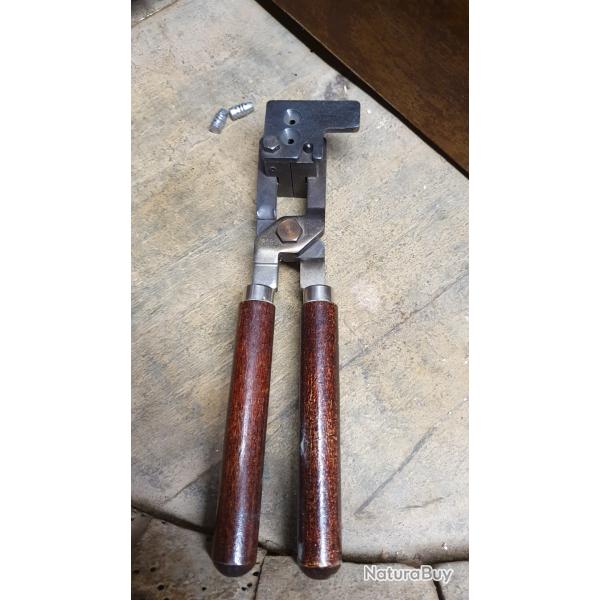 Moule Revolver 38 SP RCBS 38-158-SWC avec sa poigne RCBS TBE