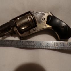 JOLI PETIT REVOLVER 320 HAMMERLESS