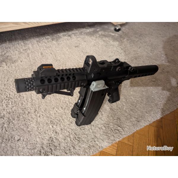 CROSMAN AP-4  FULL AUTO BLOWBACK+ CHARGEUR SUPP + ACCESSOIRES OPTION