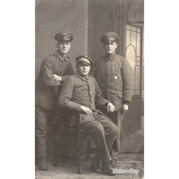 CPA -Photo - Un Groupe Soldats Allemands - N4327