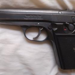 PISTOLET CZ  CALIBRE 32 (7.65 browning) PARFAIT ÉTAT+ 1 ÉTUI 7.65 EN CUIR. (MUNITONS PAS A VENDRE)