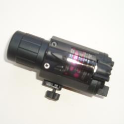 pointeur laser et lampe tactique 1