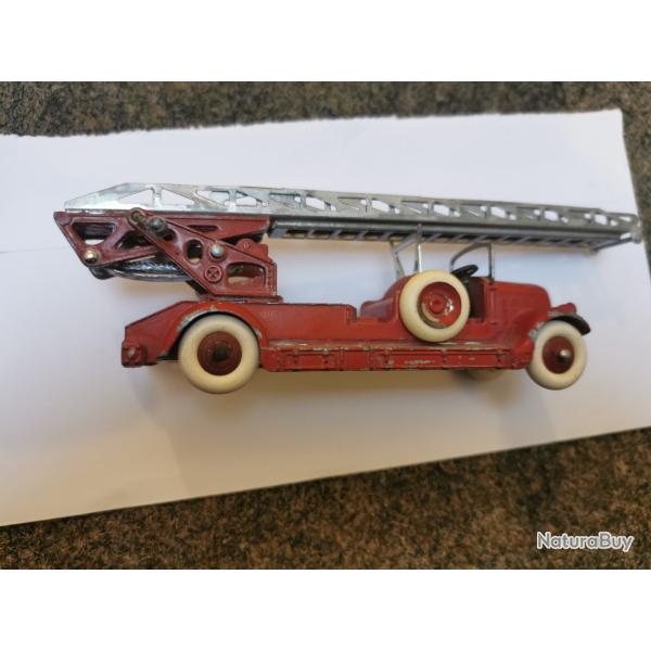 Dinky Toys 32D Delahaye chelle de pompiers.