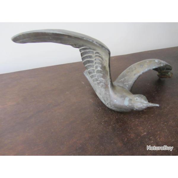 Sculpture mouette en r�gule Art D�co 1930