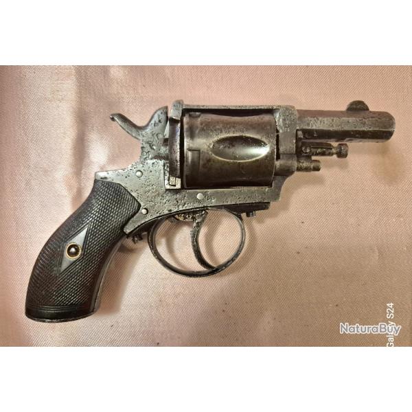 Revolver bulldog 8 mm a poudre noire gros modle apte aux tirs avec munition adequate en PN.