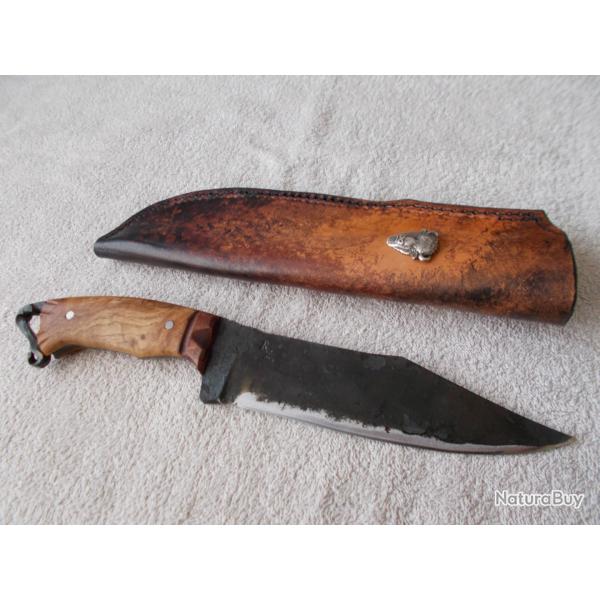 COUTEAU BOWIE ARTISANAL FORGE STYLE PRIMITIF/BUSHCRAFT/CHASSE/OLD WEST