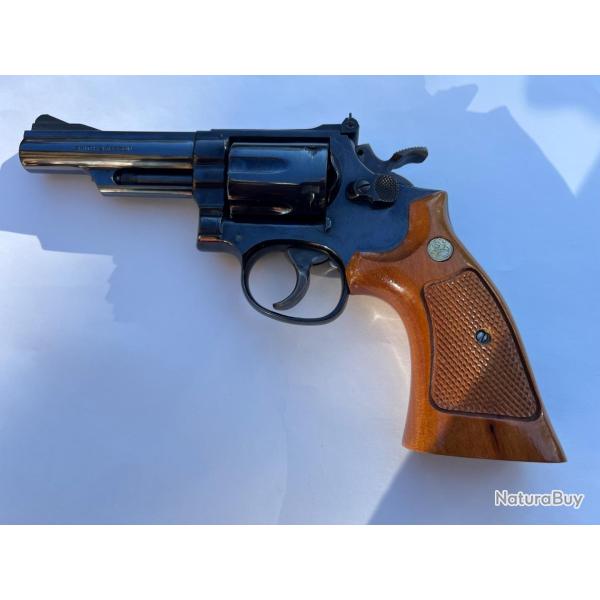 Smith & Wesson Model 19 357 Magnum  l'tat neuf