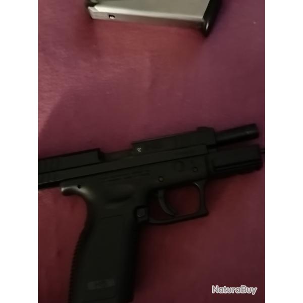 Vend pistolet 9mm hs produck