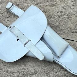 Etui MAC 50-Vinyle Blanc pour Tenue de Parade