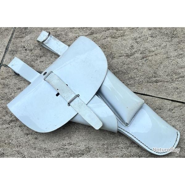 Etui MAC 50-Vinyle Blanc pour Tenue de Parade