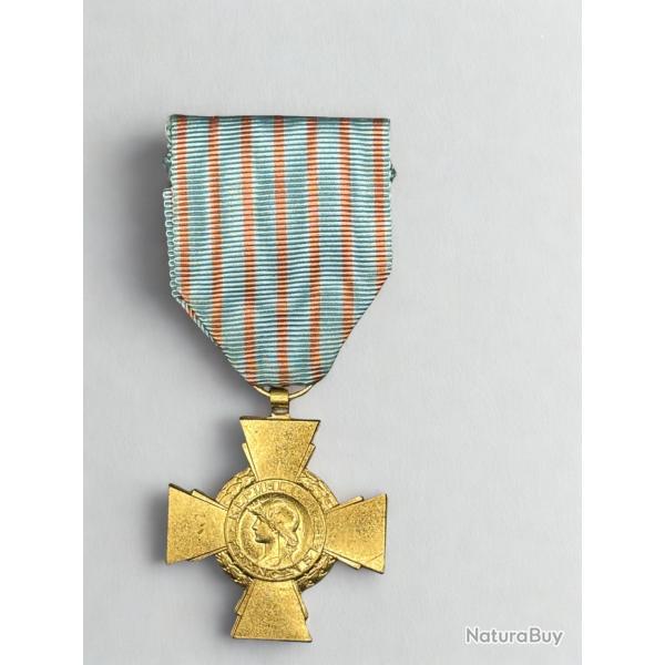 (15.002) Croix du combattant