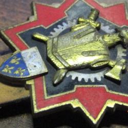 insigne FRANCE GENIE MILITAIRE Insigne ESTG Ecole Supérieure Technique du Génie DP2055