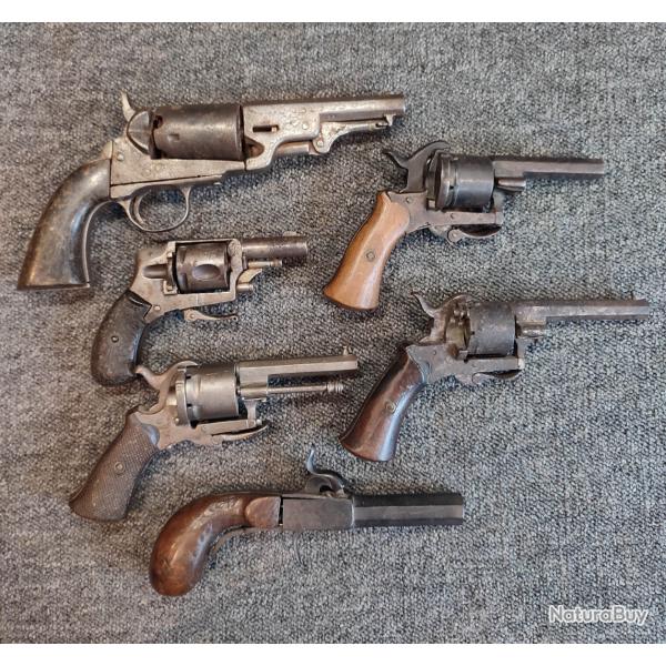 Lot indissociable de 6 revolvers et pistolets du XIX dont 1 Colt pocket 1849 fabrication belge