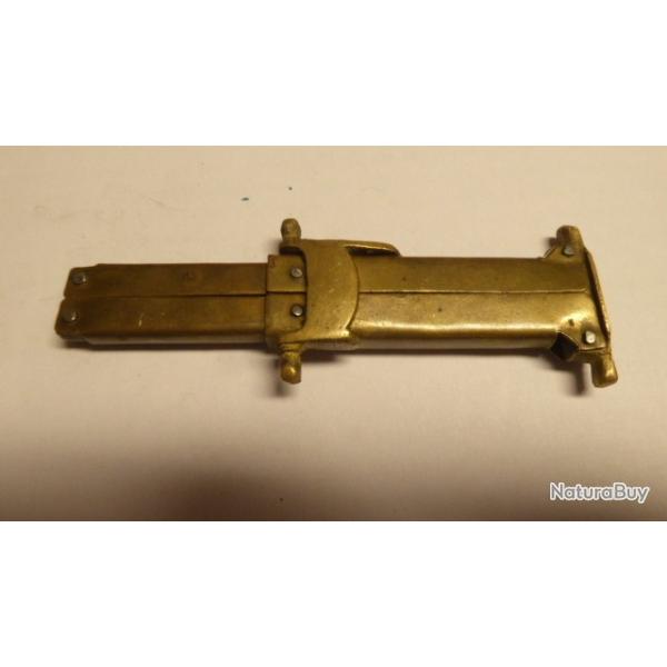 couteau pantographe ww1?