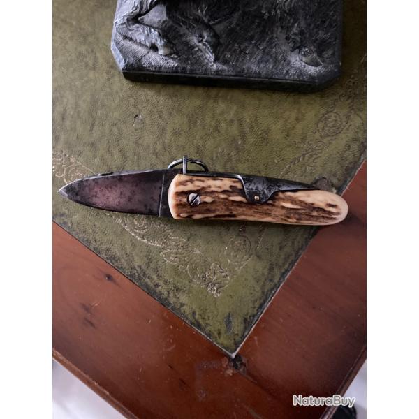 couteau MONGIN coup de poing lame damas anne 70