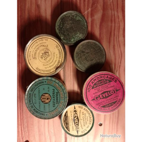 Boites d amorce vide de collection.