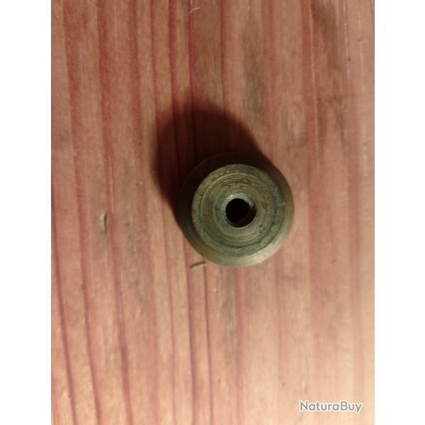 1 lissoir calibre 24.