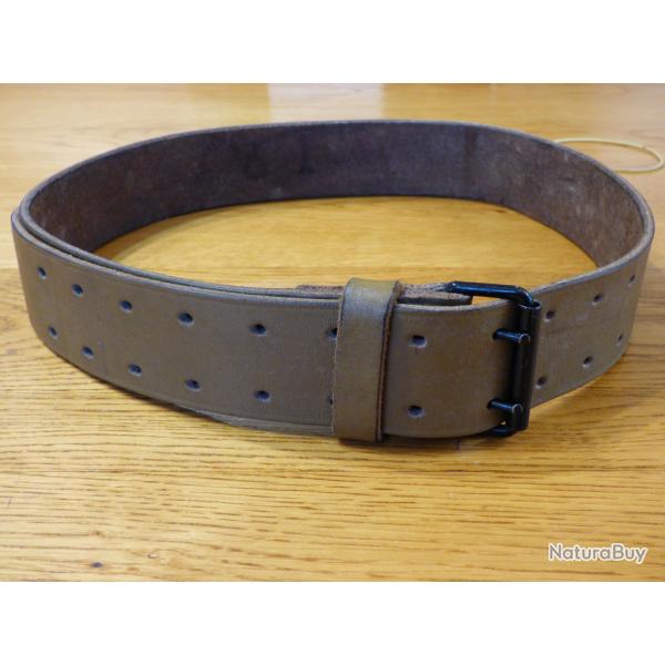T-BEAU CEINTURON MILITAIRE  - RANDONNEES DIVERSES- MONTAGNE- DESERT- OBJET COMME NEUF JAMAIS PORTE