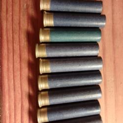 9 cartouche d époque en 9 millimètre a percussion centrale. +10 cartouches 9mm annulaire.