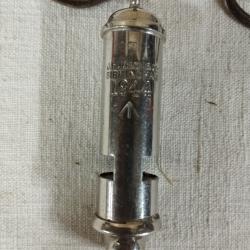 sifflet J.HUDSON & C&deg; DE 1944