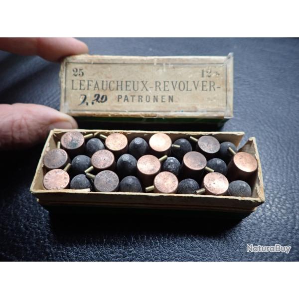Boite en carton LEFAUCHEUX REVOLVER + 25 cartouches de collection  broche calibre 12 mm