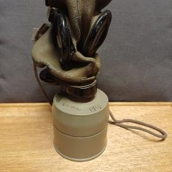 Ancien masque &agrave; gaz WW2 mod. FM3 - DP - d&eacute;fense civile passive - 1939